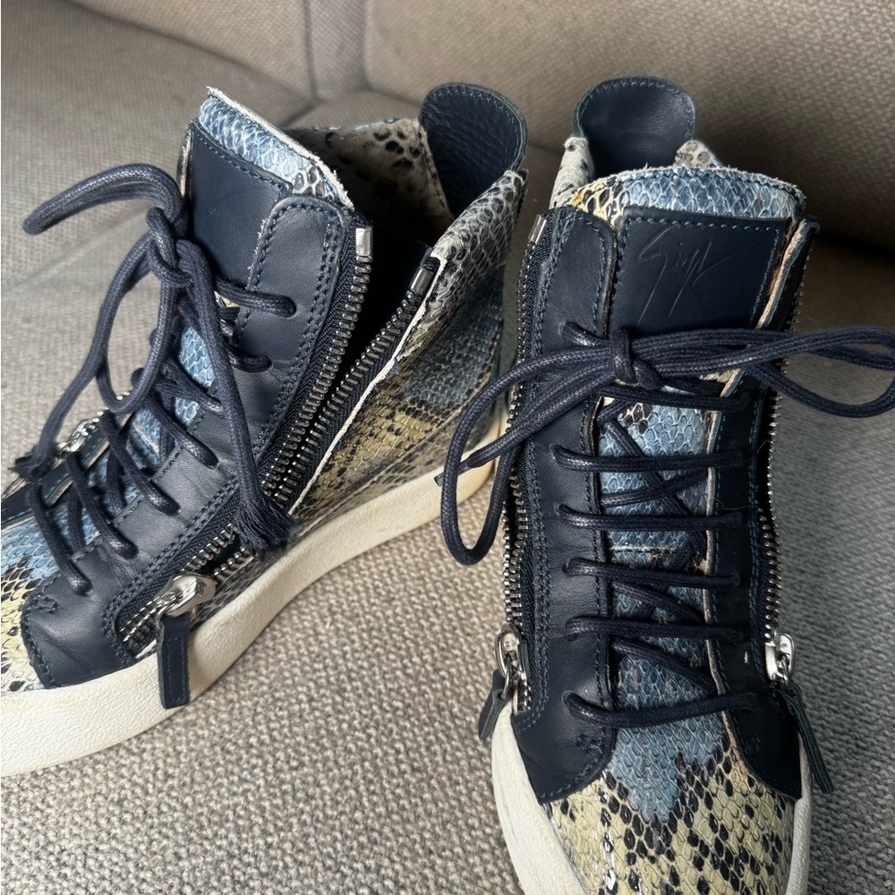 Giuseppe Zanotti Blue snake skin High-Top Sneakers - Picture 4 of 8